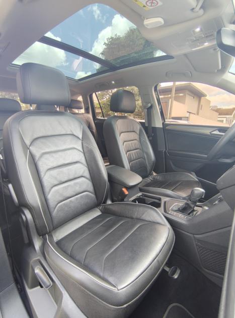 VOLKSWAGEN Tiguan 1.4 250 TSI TOTAL FLEX ALLSPACE COMFORTLINE TURBO AUTOM�TICO TIPTRONIC, Foto 10