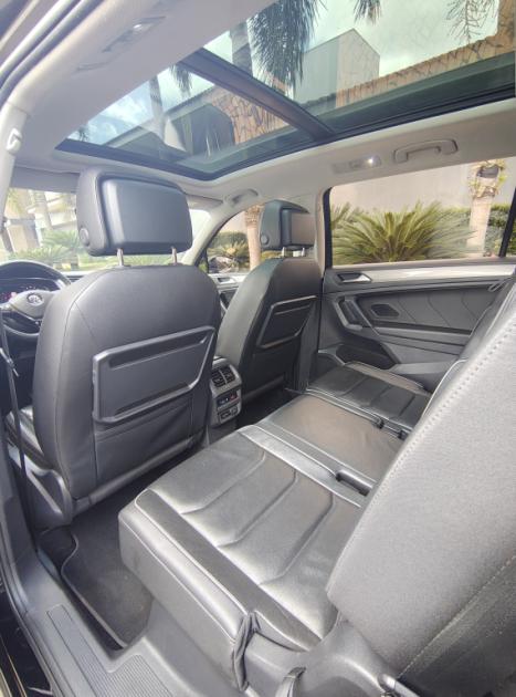 VOLKSWAGEN Tiguan 1.4 250 TSI TOTAL FLEX ALLSPACE COMFORTLINE TURBO AUTOM�TICO TIPTRONIC, Foto 12