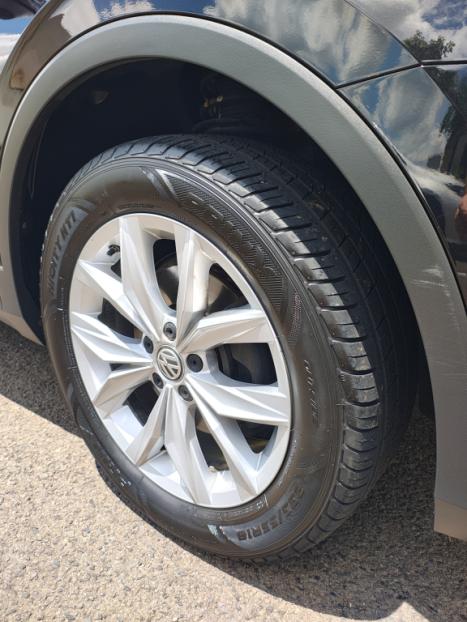 VOLKSWAGEN Tiguan 1.4 250 TSI TOTAL FLEX ALLSPACE COMFORTLINE TURBO AUTOM�TICO TIPTRONIC, Foto 14