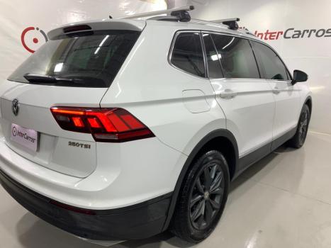 VOLKSWAGEN Tiguan 1.4 250 TSI TOTAL FLEX ALLSPACE COMFORTLINE TURBO AUTOM�TICO TIPTRONIC, Foto 6