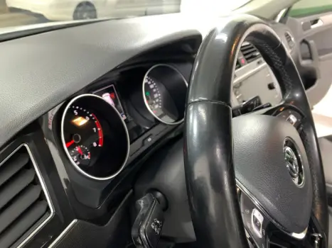 VOLKSWAGEN Tiguan 1.4 250 TSI TOTAL FLEX ALLSPACE COMFORTLINE TURBO AUTOM�TICO TIPTRONIC, Foto 21