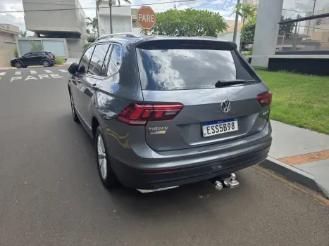 VOLKSWAGEN Tiguan 1.4 16V 4P TSI 250 FLEX TURBO COMFORTLINE AUTOM�TICO, Foto 3