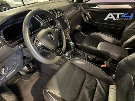 VOLKSWAGEN Tiguan 1.4 16V 4P TSI TURBO DSG AUTOM�TICO, Foto 9