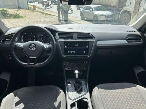 VOLKSWAGEN Tiguan 1.4 250 TSI TOTAL FLEX ALLSPACE TURBO AUTOM�TICO TIPTRONIC, Foto 8