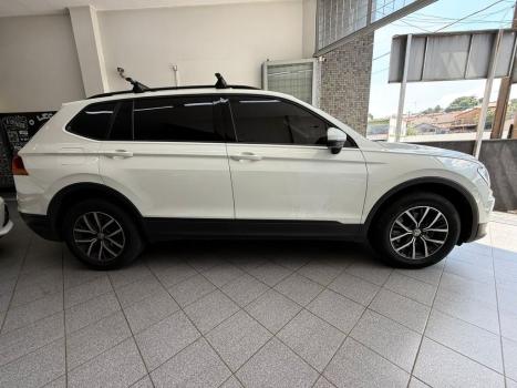 VOLKSWAGEN Tiguan 1.4 250 TSI TOTAL FLEX ALLSPACE TURBO AUTOM�TICO TIPTRONIC, Foto 8