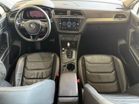 VOLKSWAGEN Tiguan 1.4 250 TSI TOTAL FLEX ALLSPACE COMFORTLINE TURBO AUTOM�TICO TIPTRONIC, Foto 2