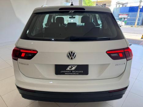 VOLKSWAGEN Tiguan 1.4 250 TSI TOTAL FLEX ALLSPACE COMFORTLINE TURBO AUTOM�TICO TIPTRONIC, Foto 15