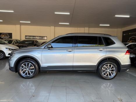 VOLKSWAGEN Tiguan 1.4 250 TSI TOTAL FLEX ALLSPACE TURBO AUTOM�TICO TIPTRONIC, Foto 3