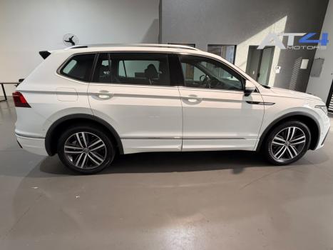 VOLKSWAGEN Tiguan 1.4 250 TSI TOTAL FLEX ALLSPACE COMFORTLINE TURBO AUTOM�TICO TIPTRONIC, Foto 3