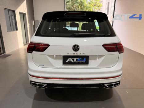 VOLKSWAGEN Tiguan 1.4 250 TSI TOTAL FLEX ALLSPACE COMFORTLINE TURBO AUTOM�TICO TIPTRONIC, Foto 4
