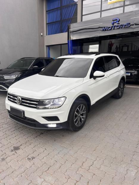 VOLKSWAGEN Tiguan 1.4 250 TSI TOTAL FLEX ALLSPACE TURBO AUTOMÁTICO TIPTRONIC, Foto 3
