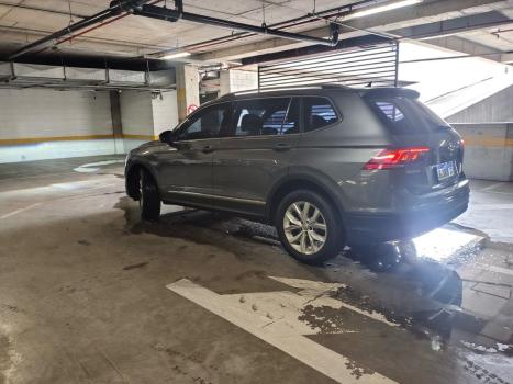 VOLKSWAGEN Tiguan 1.4 250 TSI TOTAL FLEX ALLSPACE COMFORTLINE TURBO AUTOMÁTICO TIPTRONIC, Foto 4
