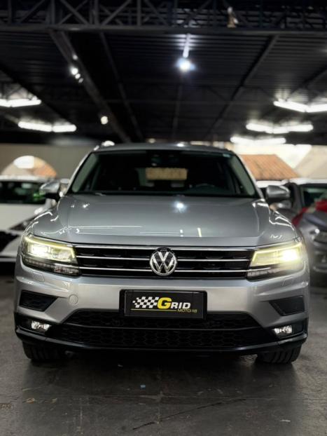 VOLKSWAGEN Tiguan 1.4 250 TSI TOTAL FLEX ALLSPACE TURBO AUTOMÁTICO TIPTRONIC, Foto 4