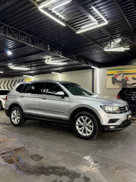 VOLKSWAGEN Tiguan 1.4 250 TSI TOTAL FLEX ALLSPACE TURBO AUTOMÁTICO TIPTRONIC, Foto 6