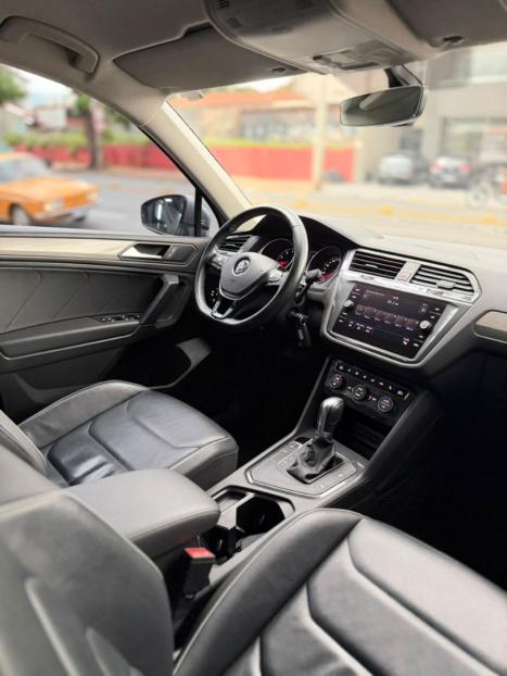 VOLKSWAGEN Tiguan 1.4 250 TSI TOTAL FLEX ALLSPACE TURBO AUTOMÁTICO TIPTRONIC, Foto 13