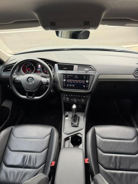 VOLKSWAGEN Tiguan 1.4 250 TSI TOTAL FLEX ALLSPACE TURBO AUTOMÁTICO TIPTRONIC, Foto 14