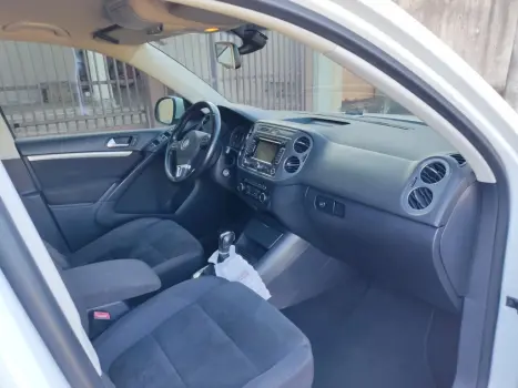 VOLKSWAGEN Tiguan 2.0 16V 4P TSI 4WD TURBO AUTOMTICO, Foto 6