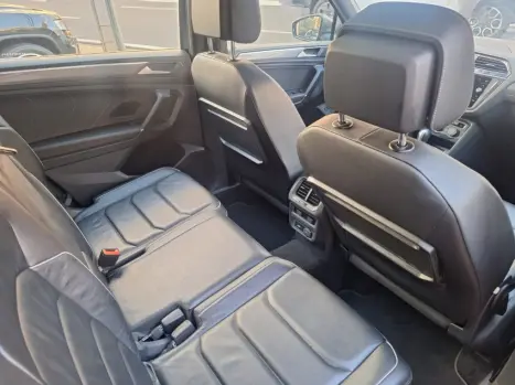 VOLKSWAGEN Tiguan 2.0 16V 4P TSI 350 TURBO R-LINE 4MOTION DSG AUTOMTICO, Foto 15