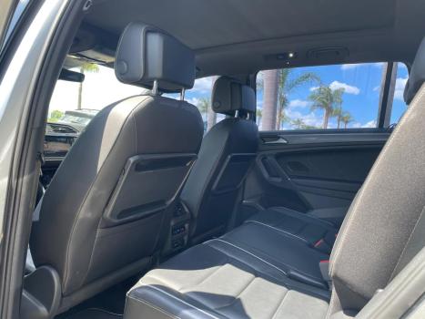 VOLKSWAGEN Tiguan 2.0 16V 4P FSI R-LINE TURBO AUTOMTICO, Foto 10