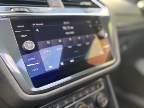 VOLKSWAGEN Tiguan 2.0 16V 4P TSI 4WD TURBO AUTOM�TICO, Foto 11