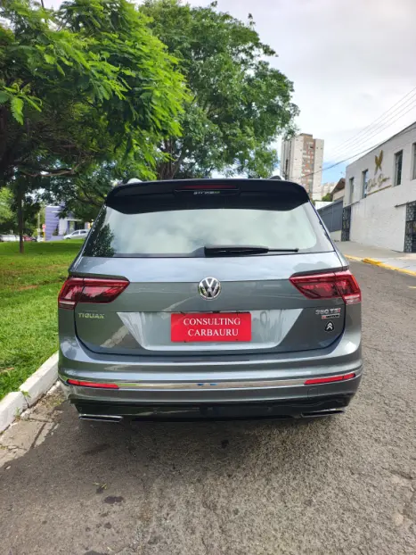 VOLKSWAGEN Tiguan 2.0 16V 4P TSI R-LINE TURBO AUTOM�TICO TIPTRONIC, Foto 6