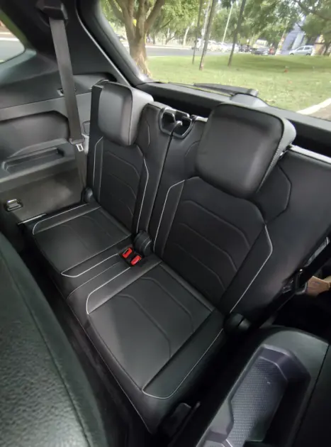 VOLKSWAGEN Tiguan 2.0 16V 4P TSI R-LINE TURBO AUTOM�TICO TIPTRONIC, Foto 14