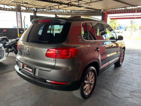 VOLKSWAGEN Tiguan 2.0 16V 4P TSI R-LINE TURBO AUTOM�TICO TIPTRONIC, Foto 4