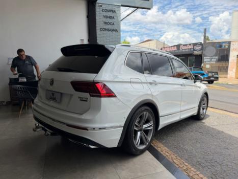 VOLKSWAGEN Tiguan 2.0 16V 4P TSI 350 TURBO R-LINE 4MOTION DSG AUTOM�TICO, Foto 4
