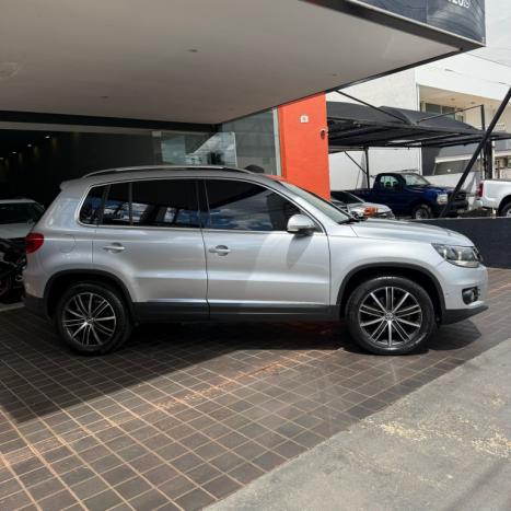 VOLKSWAGEN Tiguan 2.0 16V 4P TSI 300 TURBO R-LINE AUTOM�TICO, Foto 3