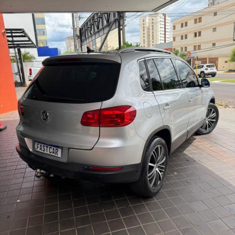 VOLKSWAGEN Tiguan 2.0 16V 4P TSI 300 TURBO R-LINE AUTOM�TICO, Foto 5