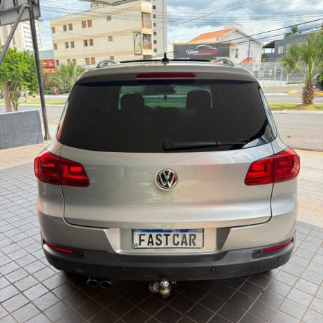 VOLKSWAGEN Tiguan 2.0 16V 4P TSI 300 TURBO R-LINE AUTOM�TICO, Foto 8