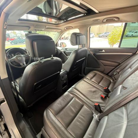VOLKSWAGEN Tiguan 2.0 16V 4P TSI 300 TURBO R-LINE AUTOM�TICO, Foto 10