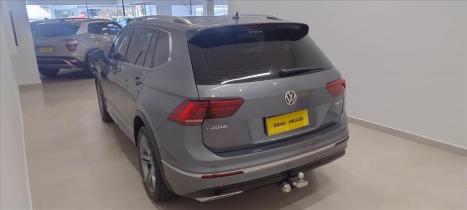 VOLKSWAGEN Tiguan 2.0 16V 4P TSI 350 TURBO R-LINE 4MOTION DSG AUTOM�TICO, Foto 4