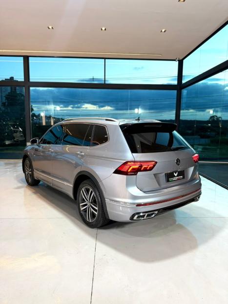 VOLKSWAGEN Tiguan 2.0 300 TSI ALLSPACE R-LINE TURBO AUTOM�TICO, Foto 6