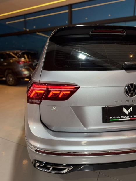 VOLKSWAGEN Tiguan 2.0 300 TSI ALLSPACE R-LINE TURBO AUTOM�TICO, Foto 9