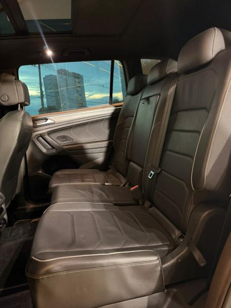 VOLKSWAGEN Tiguan 2.0 300 TSI ALLSPACE R-LINE TURBO AUTOM�TICO, Foto 18