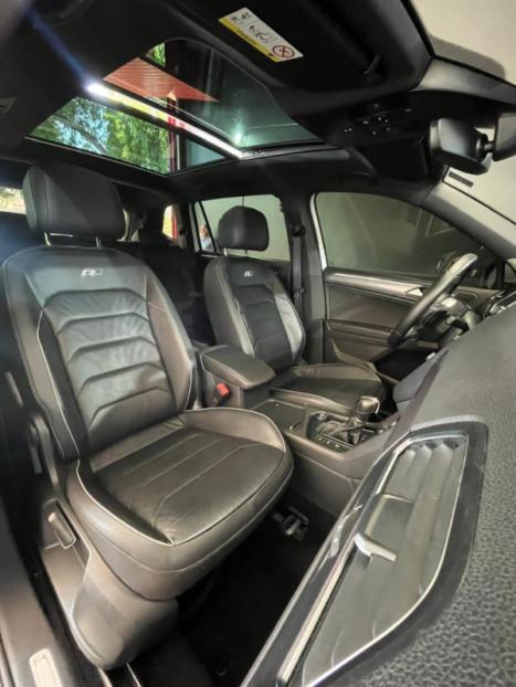 VOLKSWAGEN Tiguan 2.0 350 TSI TOTAL FLEX ALLSPACE R-LINE 4-MOTION TURBO AUTOM�TICO DSG, Foto 13