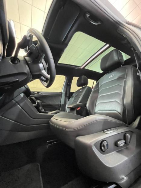 VOLKSWAGEN Tiguan 2.0 350 TSI TOTAL FLEX ALLSPACE R-LINE 4-MOTION TURBO AUTOM�TICO DSG, Foto 20