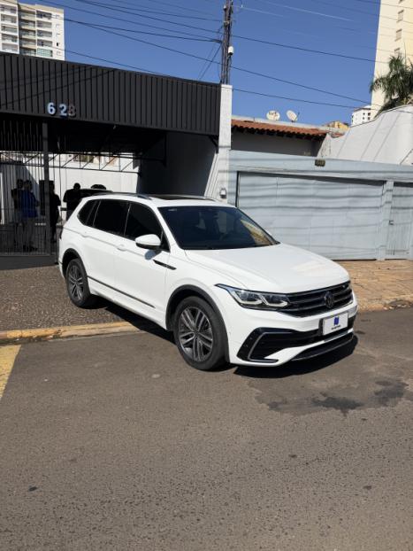 VOLKSWAGEN Tiguan 2.0 350 TSI TOTAL FLEX ALLSPACE R-LINE 4-MOTION TURBO AUTOM�TICO DSG, Foto 8
