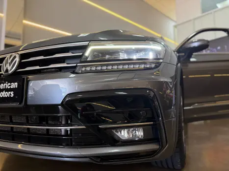 VOLKSWAGEN Tiguan 2.0 16V 4P TSI 350 TURBO R-LINE 4MOTION DSG AUTOM�TICO, Foto 21