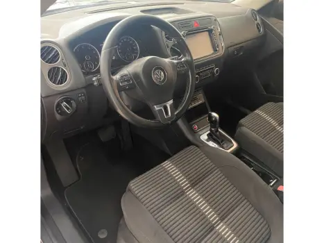 VOLKSWAGEN Tiguan 2.0 16V 4P TSI 4WD TURBO AUTOM�TICO, Foto 7