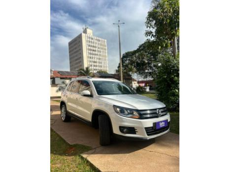 VOLKSWAGEN Tiguan 2.0 16V 4P TSI 4WD TURBO AUTOM�TICO, Foto 2