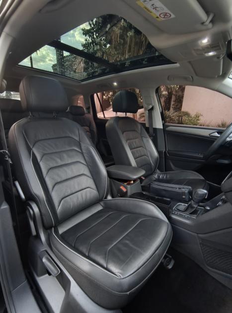VOLKSWAGEN Tiguan 2.0 350 TSI TOTAL FLEX ALLSPACE R-LINE 4-MOTION TURBO AUTOM�TICO DSG, Foto 5