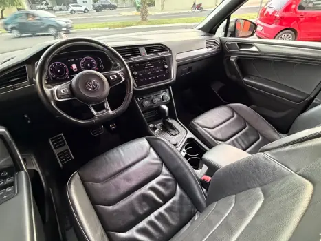 VOLKSWAGEN Tiguan 2.0 16V 4P TSI 300 TURBO R-LINE AUTOMÁTICO, Foto 9