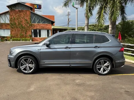 VOLKSWAGEN Tiguan 2.0 350 TSI TOTAL FLEX ALLSPACE R-LINE 4-MOTION TURBO AUTOMÁTICO DSG, Foto 8