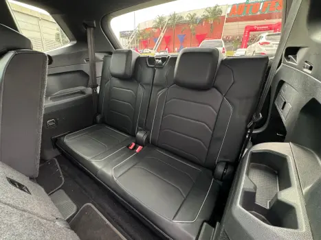 VOLKSWAGEN Tiguan 2.0 350 TSI TOTAL FLEX ALLSPACE R-LINE 4-MOTION TURBO AUTOMÁTICO DSG, Foto 13