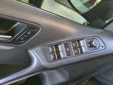 VOLKSWAGEN Tiguan 2.0 16V 4P TSI 4WD TURBO AUTOMÁTICO, Foto 4