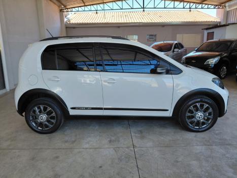 VOLKSWAGEN UP 1.0 12V 4P TSI FLEX BLACK, Foto 7