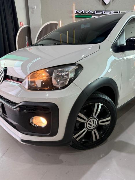 VOLKSWAGEN UP 1.0 4P FLEX 170 TSI XTREME, Foto 2 VOLKSWAGEN UP 1.0 4P FLEX 170 TSI XTREME, Foto 2
