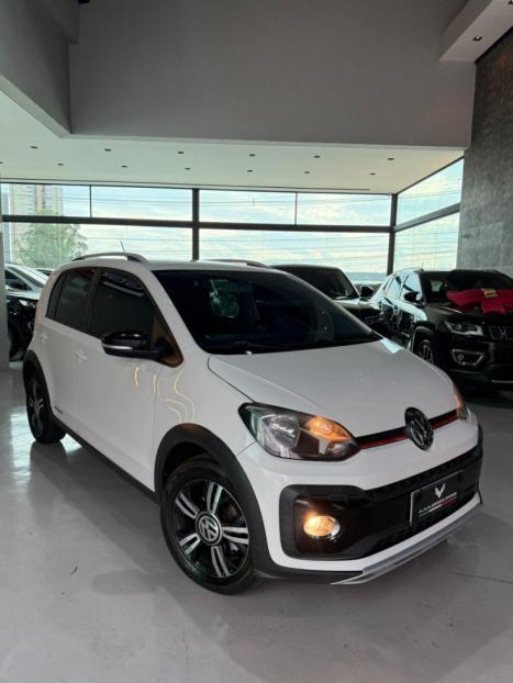 VOLKSWAGEN UP 1.0 4P FLEX 170 TSI XTREME, Foto 4 VOLKSWAGEN UP 1.0 4P FLEX 170 TSI XTREME, Foto 4